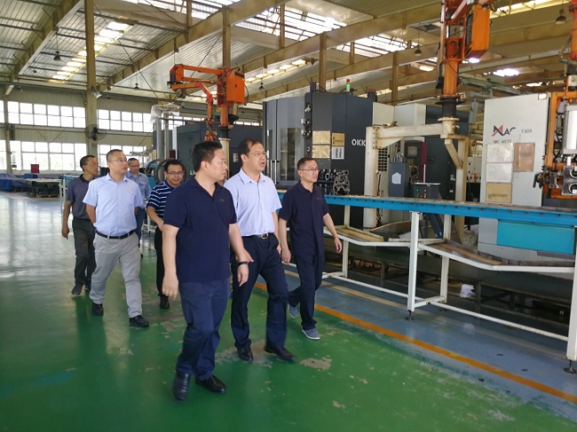 杨齐.jpg 杨齐.jpg